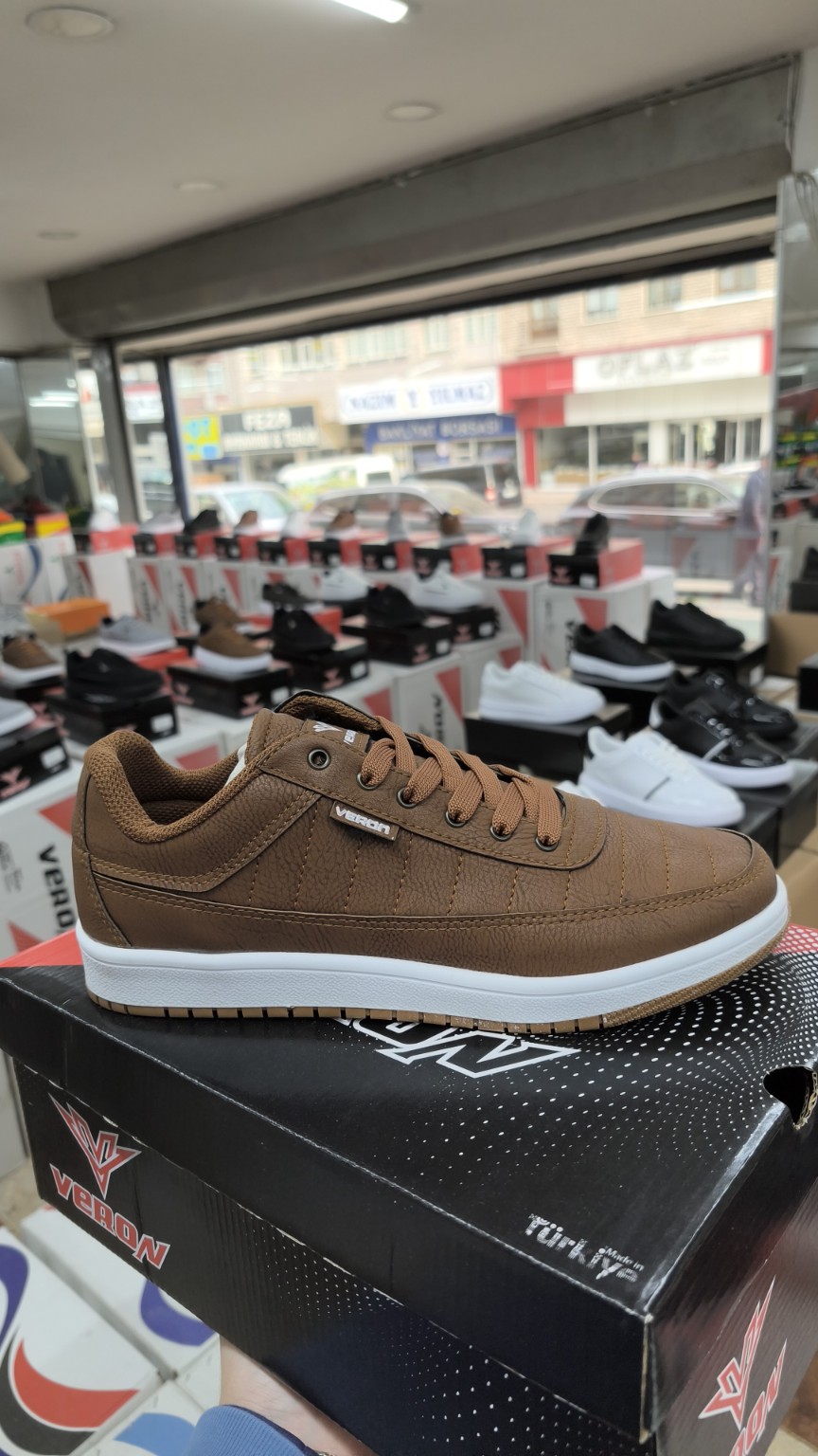 Brown Casual Sneaker